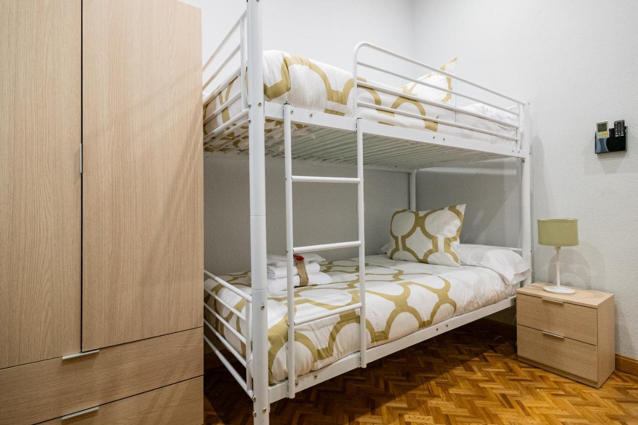 Centrico Apartamento Con 3 Banos En Puerta Del Sol Y Atocha Madrid Exterior photo